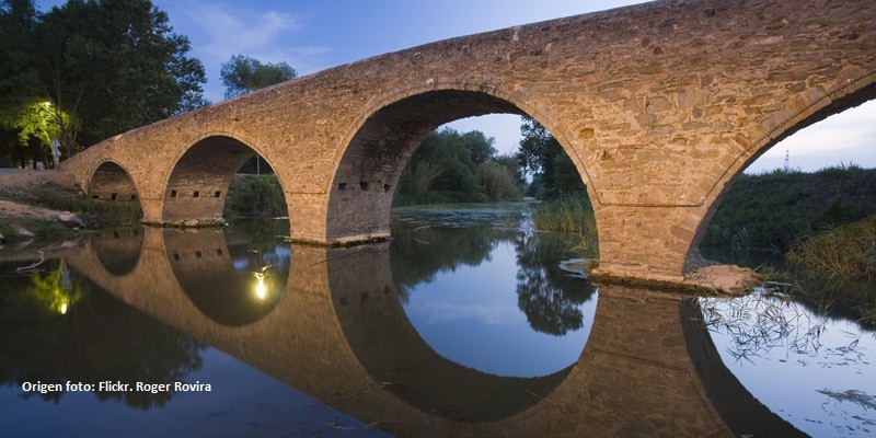 El pont sobre el Daró